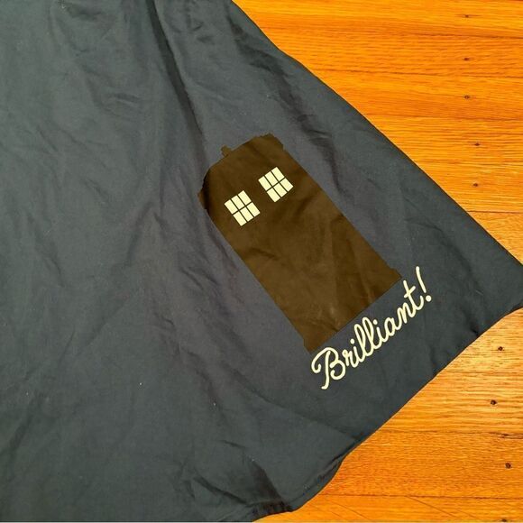 Doctor Who Her Universe skirt with suspender straps. - Picture 4 of 4